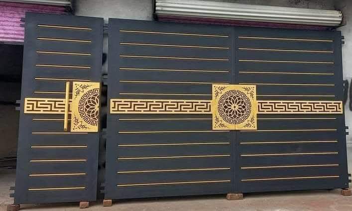 Medallion Gate
