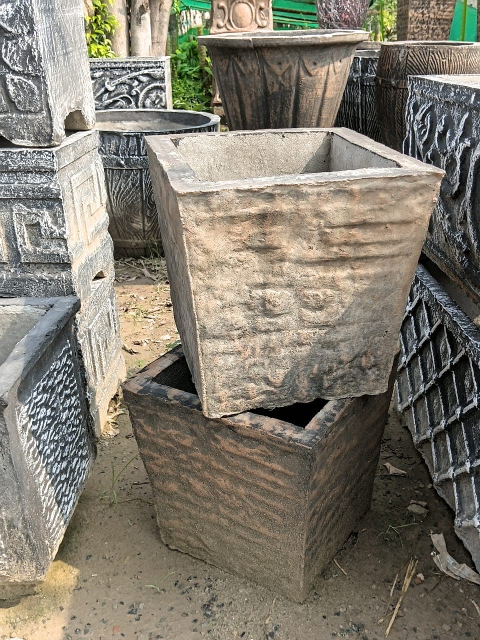 Dabaa Pots