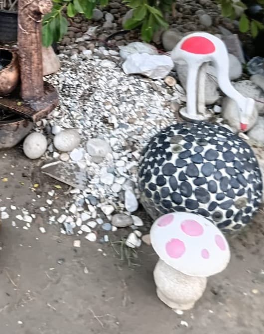 Mushroom Stools & Ornaments